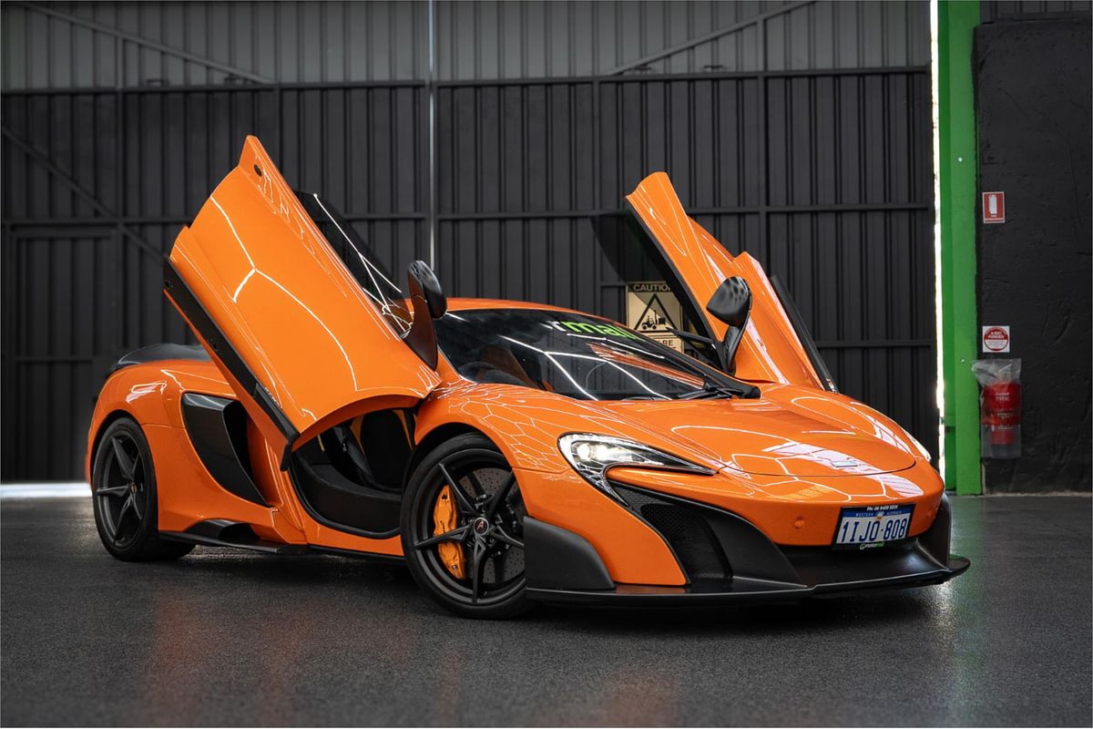 2016 McLaren 675LT