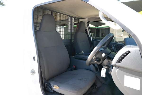 2016 Toyota Hiace TRH201R