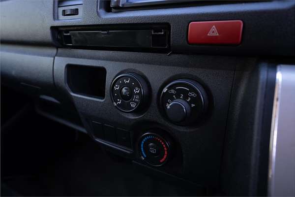 2016 Toyota Hiace TRH201R