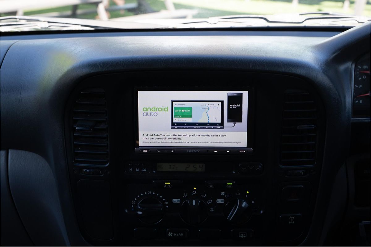2000 Toyota Landcruiser GXV (4x4)