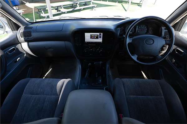 2000 Toyota Landcruiser GXV (4x4)