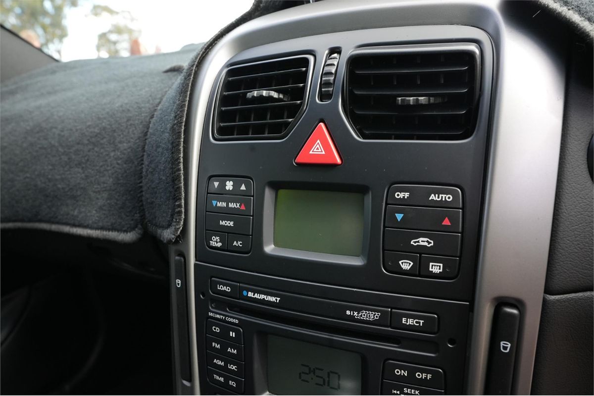 2005 Holden Commodore SSZ VZ