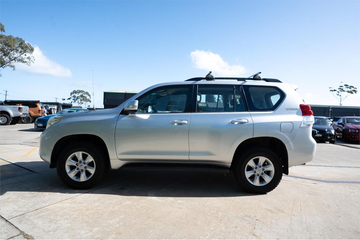 2010 Toyota Landcruiser GXL UZJ200R