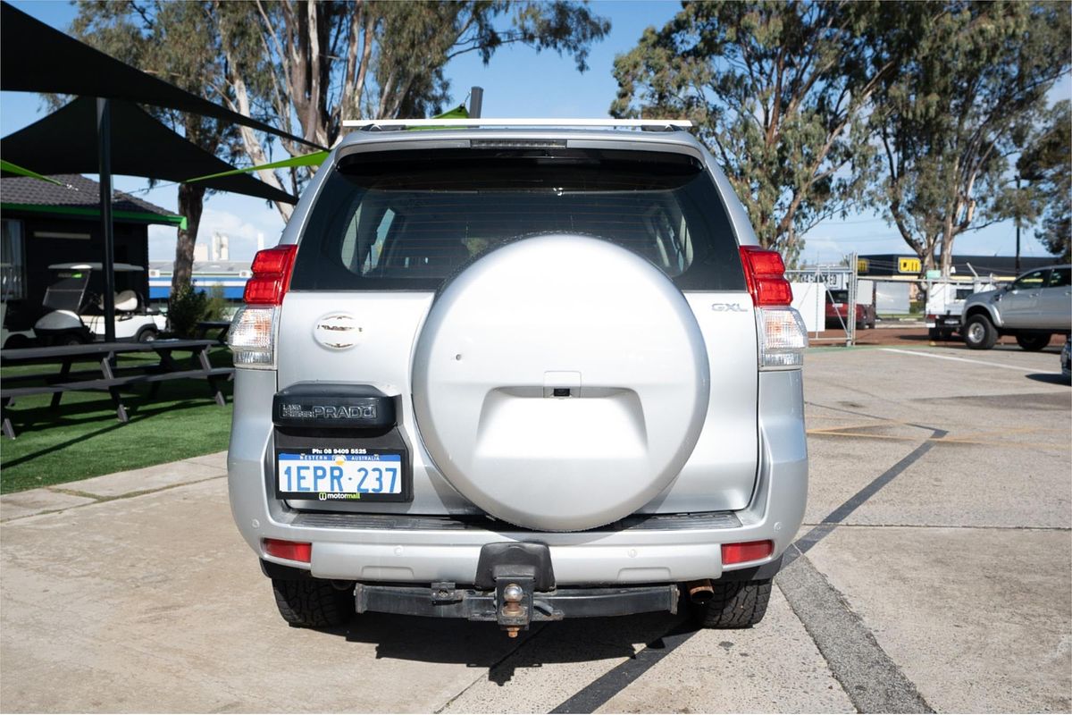 2010 Toyota Landcruiser GXL UZJ200R
