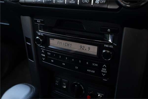 2010 Toyota Landcruiser GXL UZJ200R