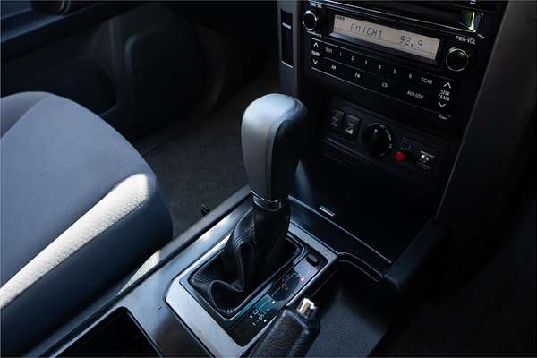 2010 Toyota Landcruiser GXL UZJ200R