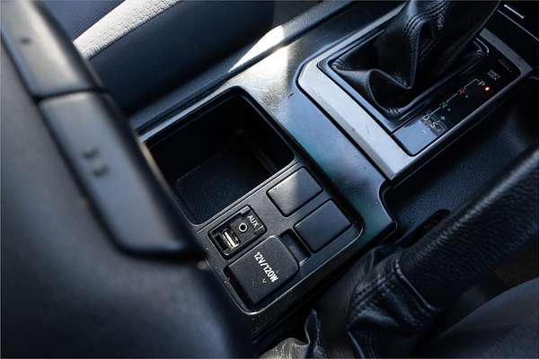 2010 Toyota Landcruiser GXL UZJ200R