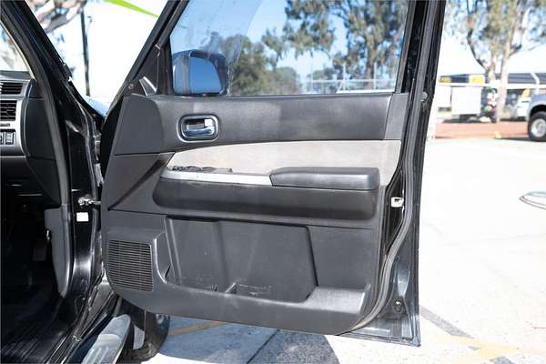 2010 Nissan Patrol ST GU VII