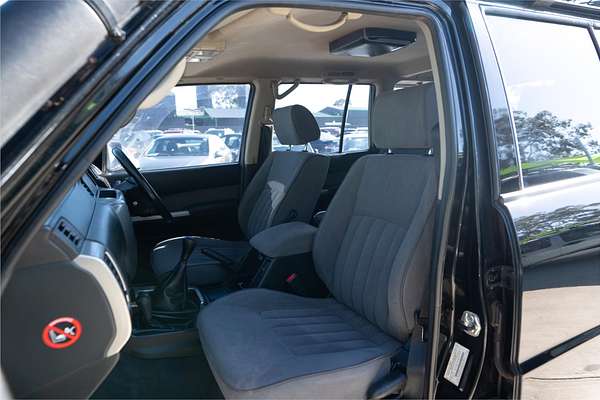 2010 Nissan Patrol ST GU VII