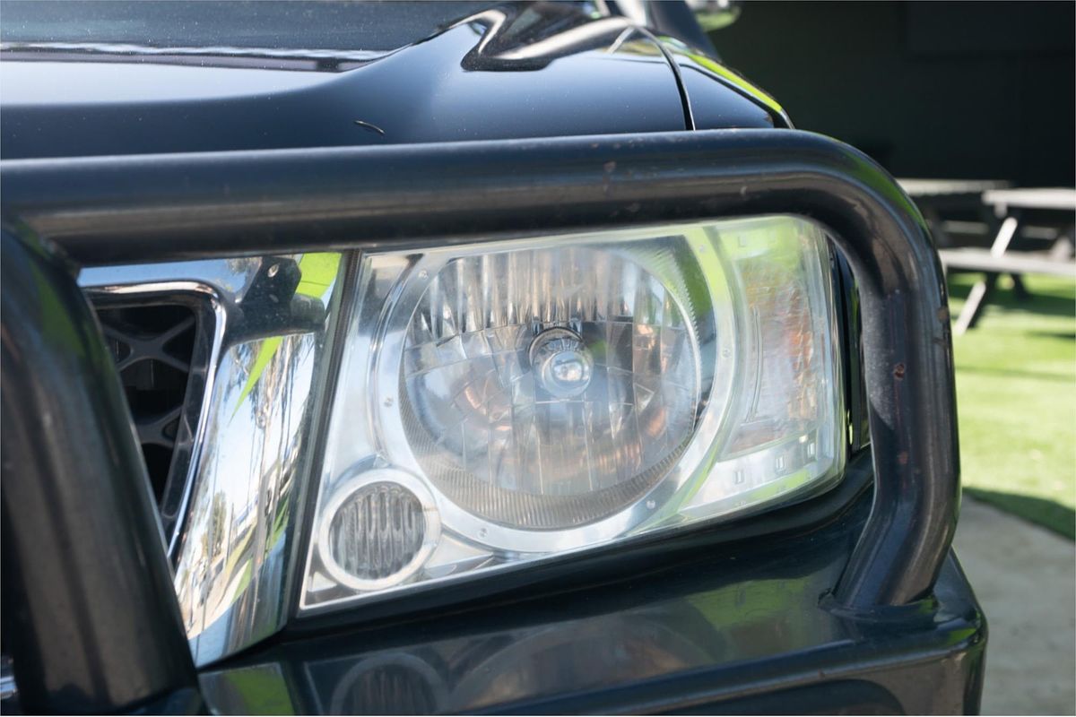2010 Nissan Patrol ST GU VII