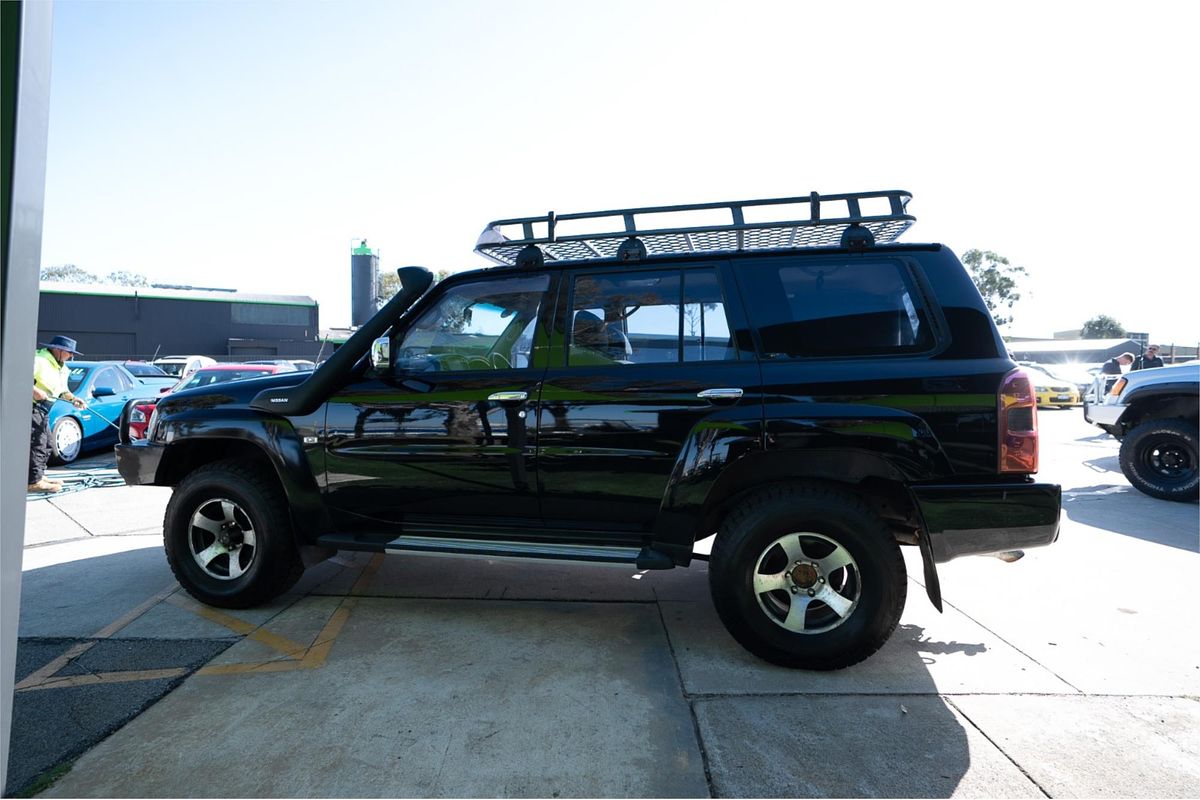 2010 Nissan Patrol ST GU VII