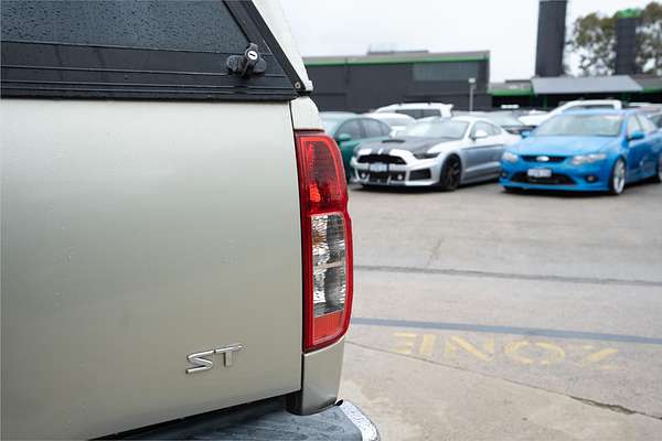 2011 Nissan Navara ST D40 4X4