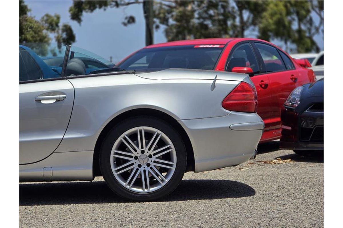 2004 Mercedes-Benz SL350 R230