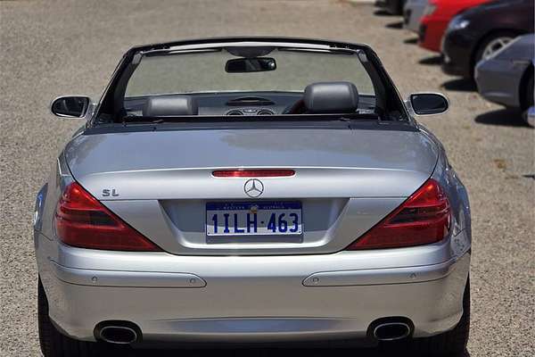 2004 Mercedes-Benz SL350 R230