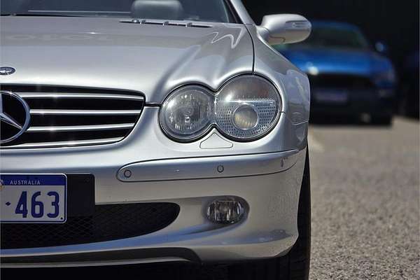 2004 Mercedes-Benz SL350 R230