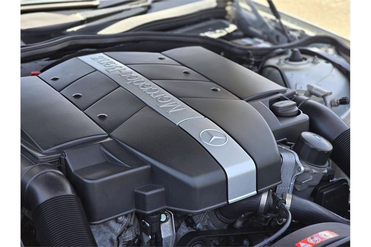 2004 Mercedes-Benz SL350 R230