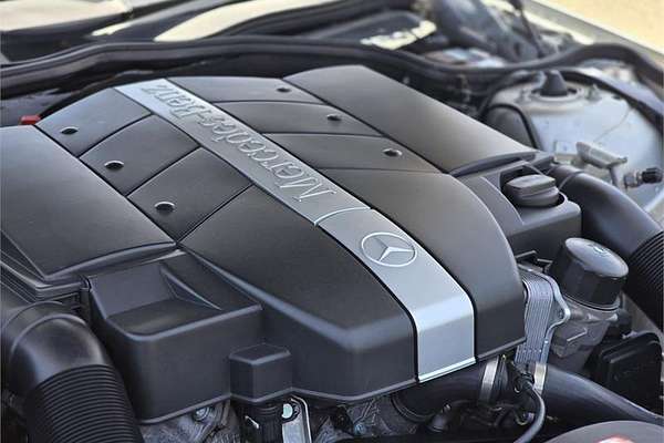 2004 Mercedes-Benz SL350 R230
