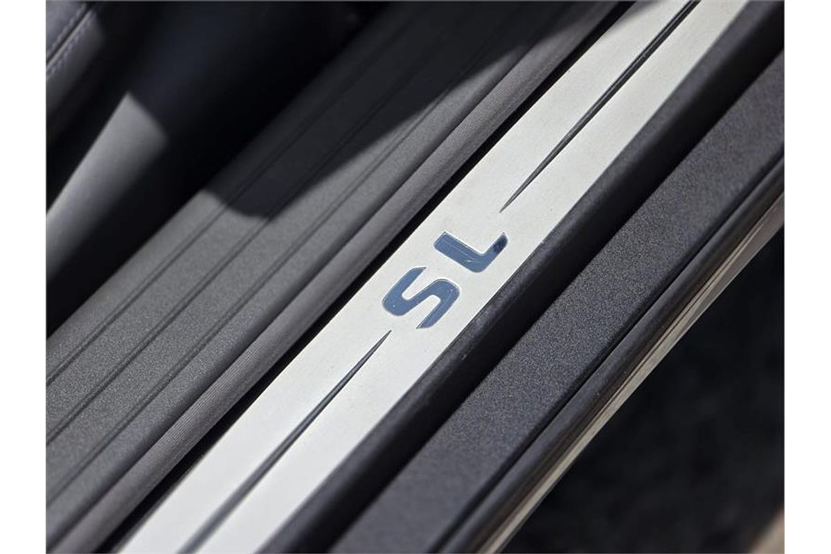 2004 Mercedes-Benz SL350 R230