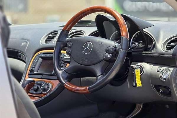 2004 Mercedes-Benz SL350 R230