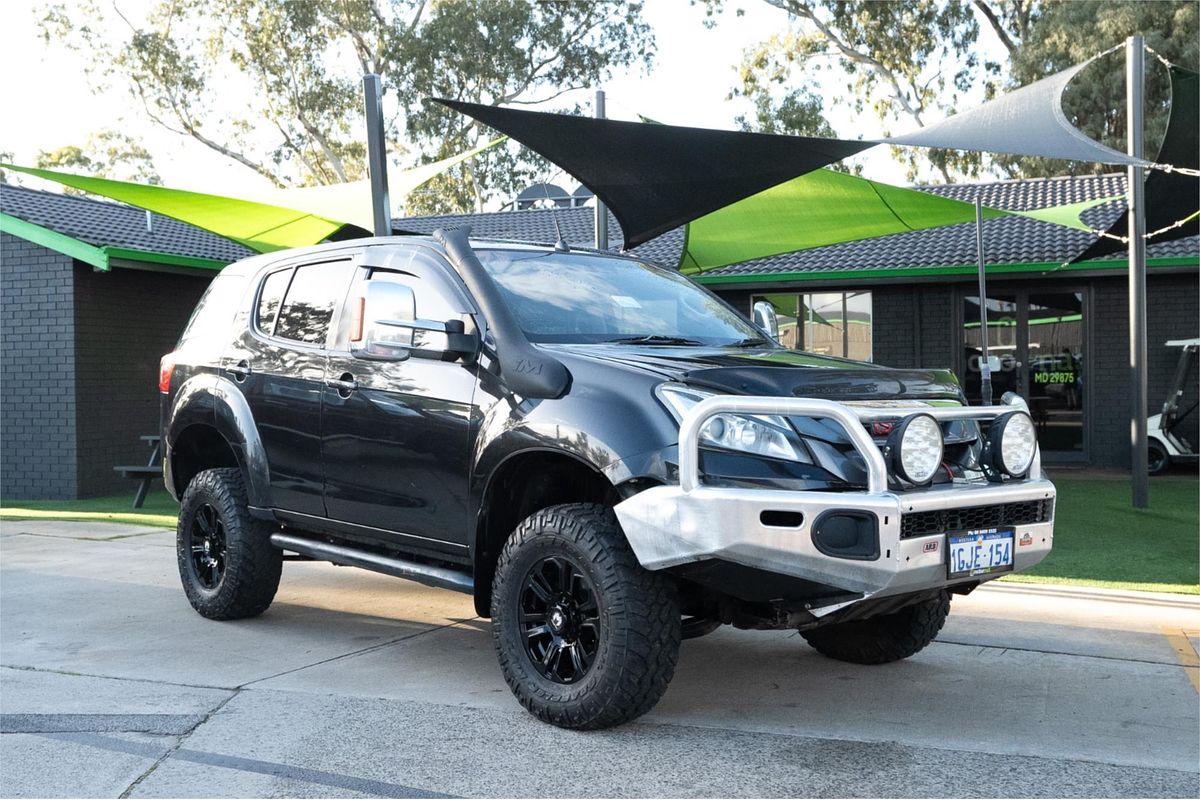 2013 Isuzu MU-X LS-M