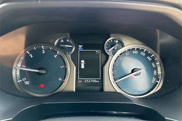 2017 Toyota Landcruiser GXL VDJ200R