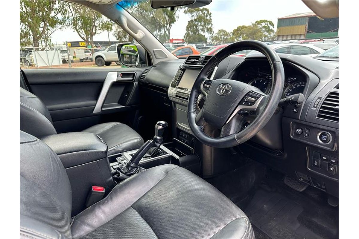 2017 Toyota Landcruiser GXL VDJ200R