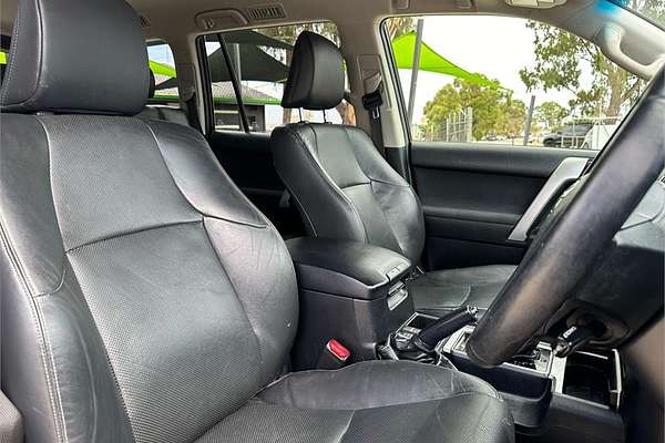2017 Toyota Landcruiser GXL VDJ200R