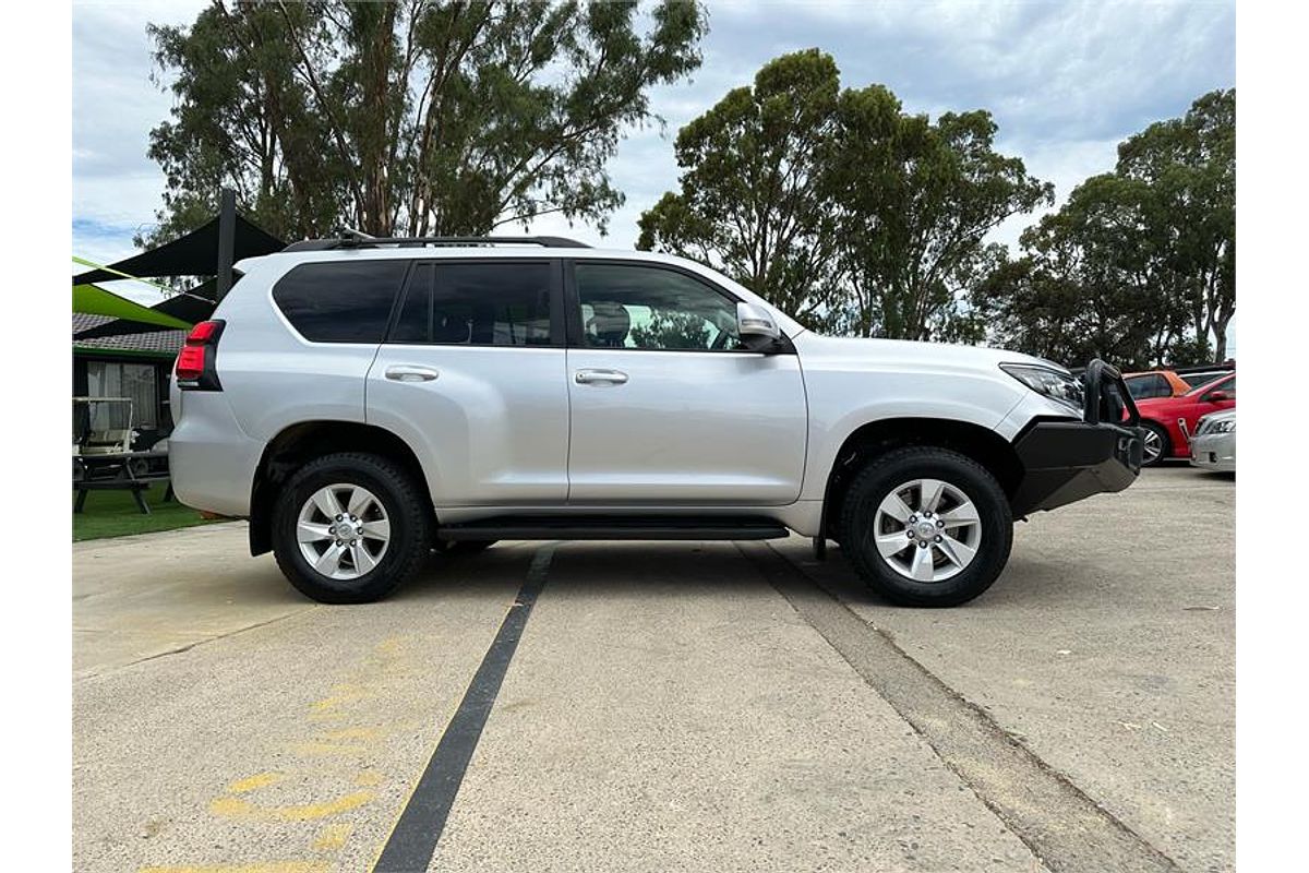 2017 Toyota Landcruiser GXL VDJ200R