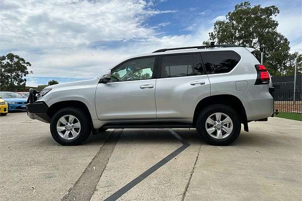 2017 Toyota Landcruiser GXL VDJ200R