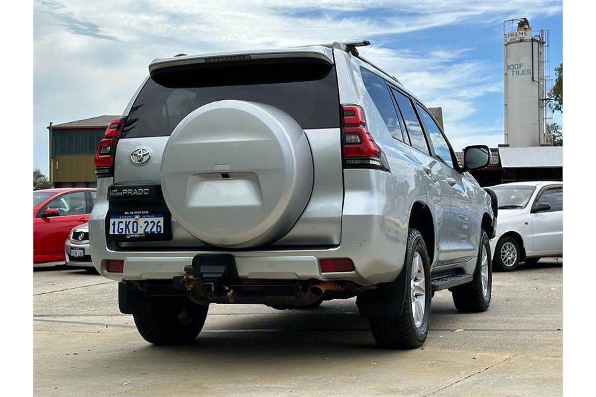 2017 Toyota Landcruiser GXL VDJ200R