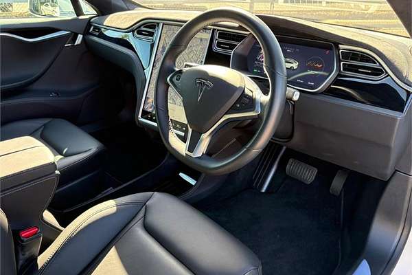 2015 Tesla Model S 85D