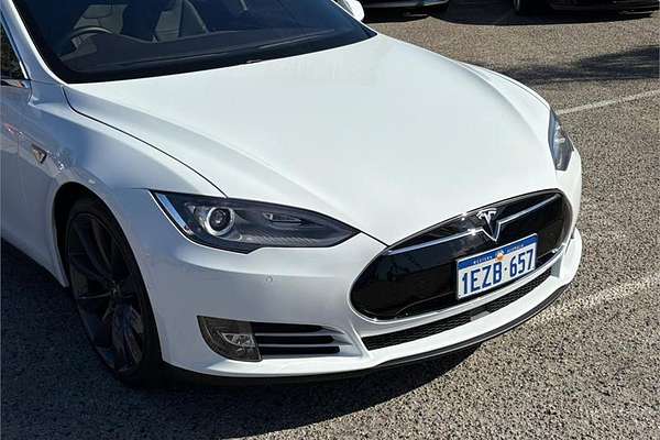 2015 Tesla Model S 85D