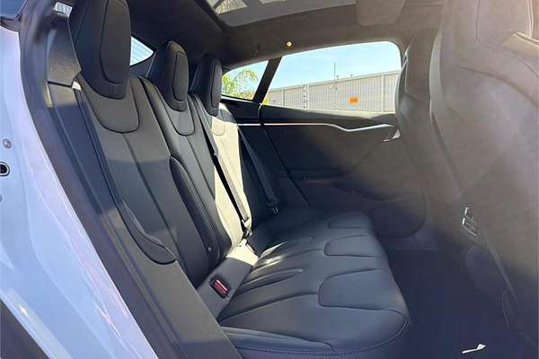 2015 Tesla Model S 85D