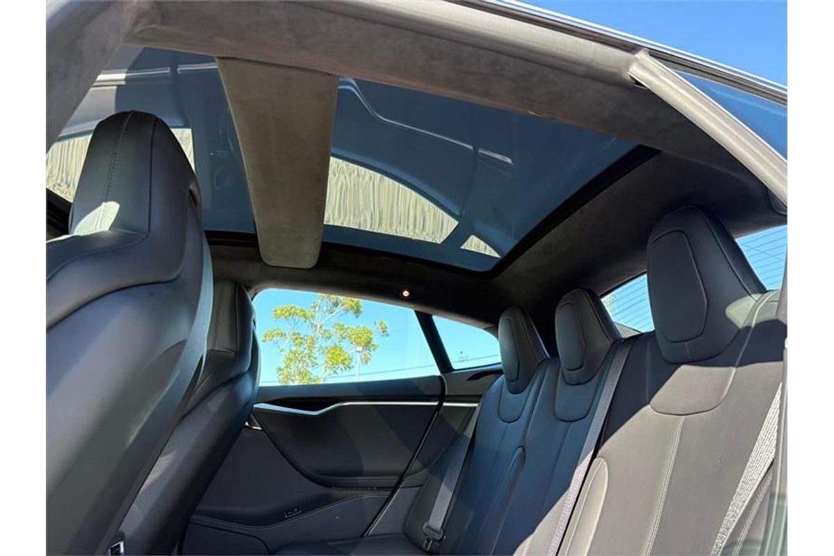 2015 Tesla Model S 85D