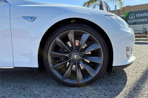 2015 Tesla Model S 85D
