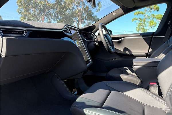 2015 Tesla Model S 85D