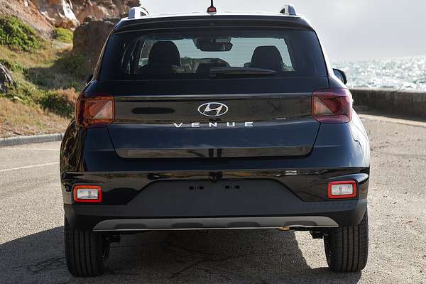 2025 Hyundai Venue Elite QX.V5