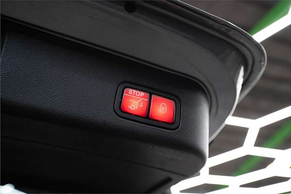 2012 Mercedes-Benz ML 63 AMG (4x4) 166