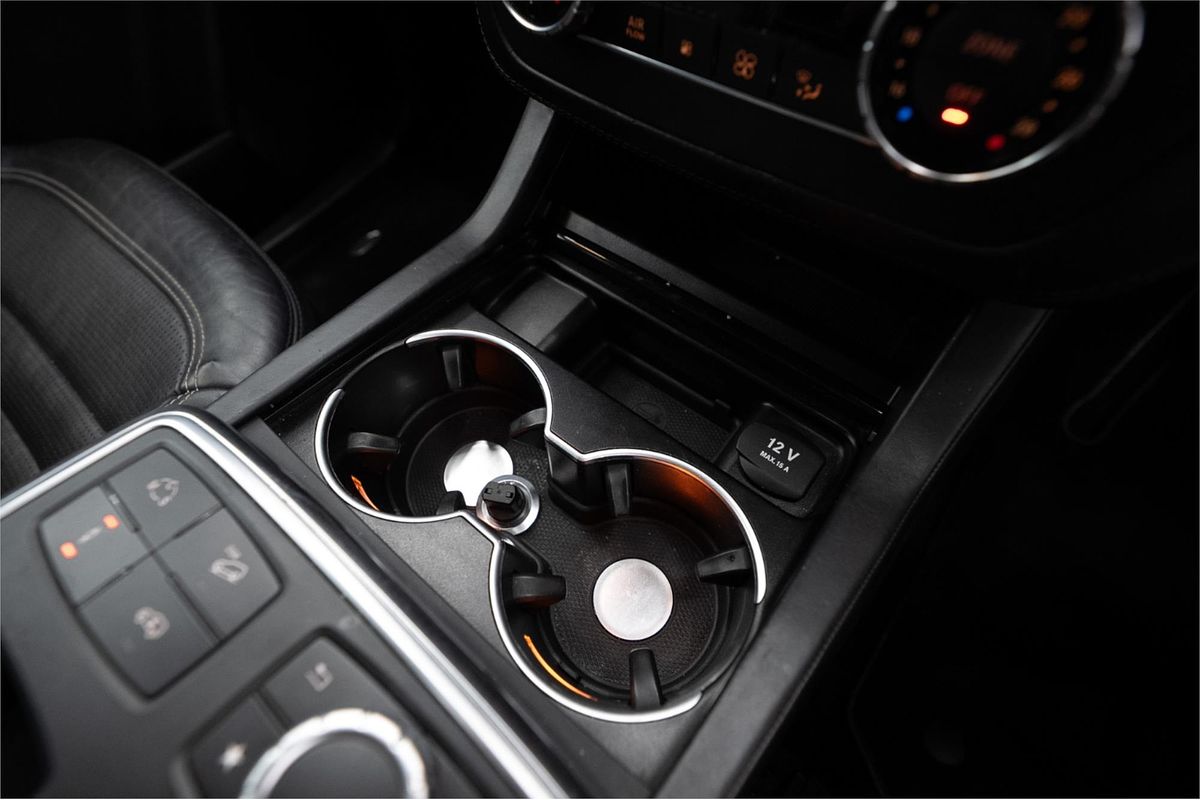 2012 Mercedes-Benz ML 63 AMG (4x4) 166