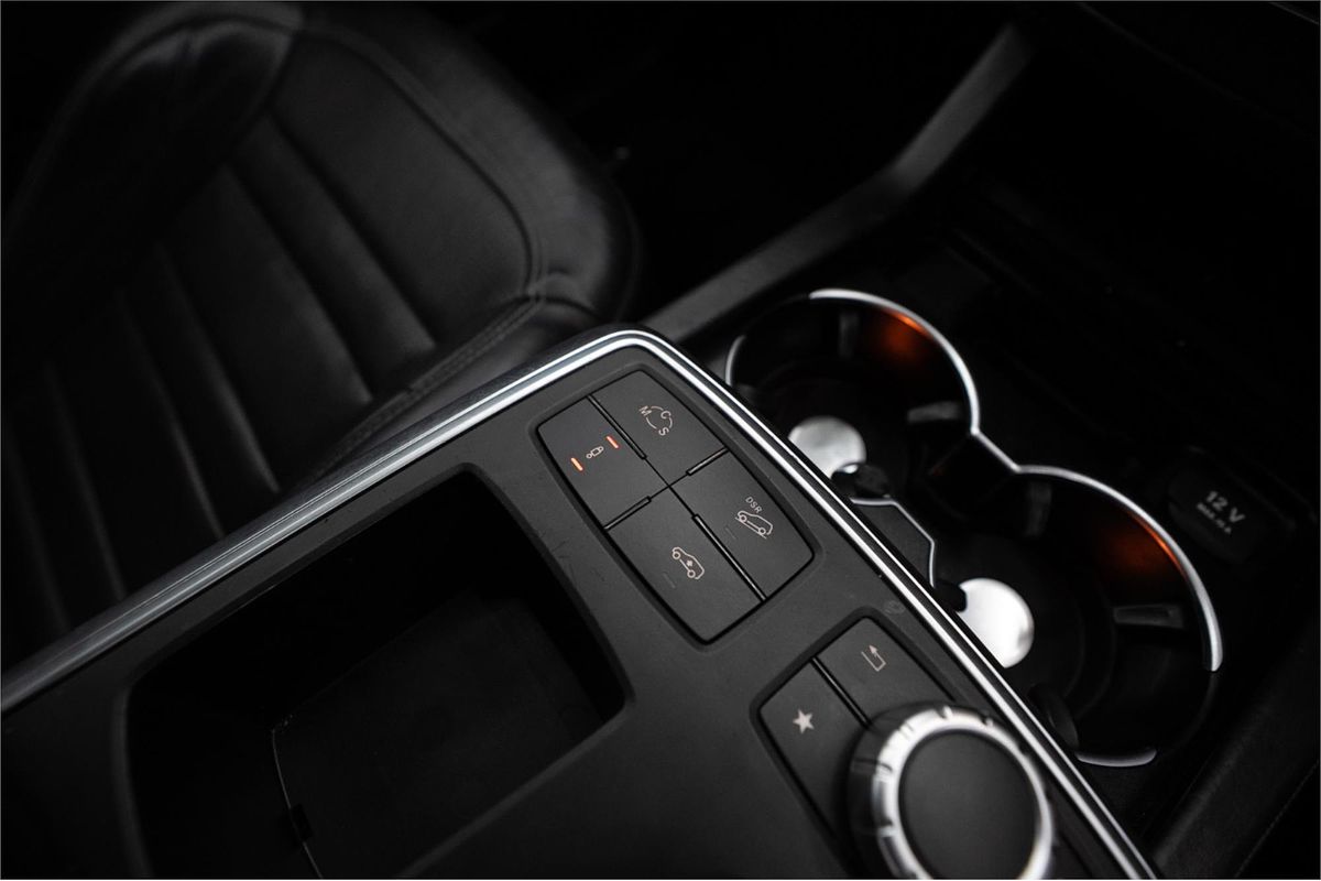 2012 Mercedes-Benz ML 63 AMG (4x4) 166