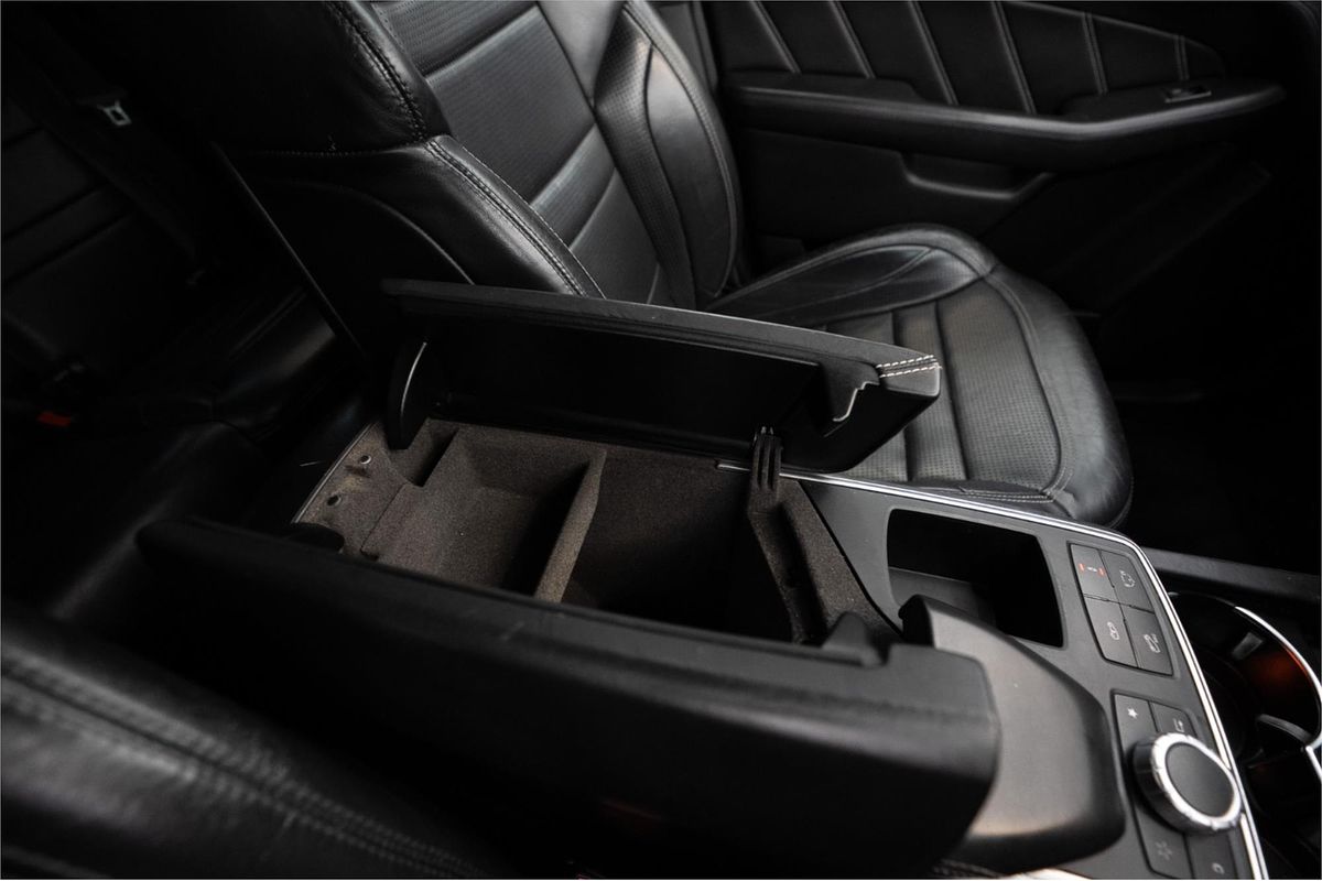 2012 Mercedes-Benz ML 63 AMG (4x4) 166