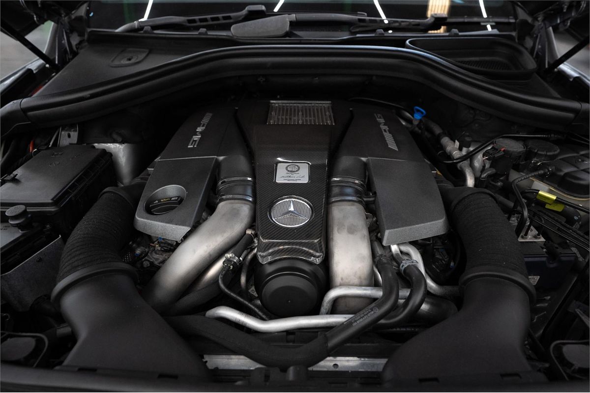 2012 Mercedes-Benz ML 63 AMG (4x4) 166
