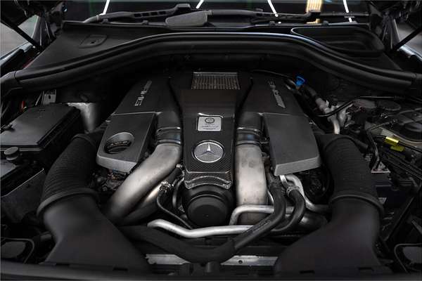 2012 Mercedes-Benz ML 63 AMG (4x4) 166