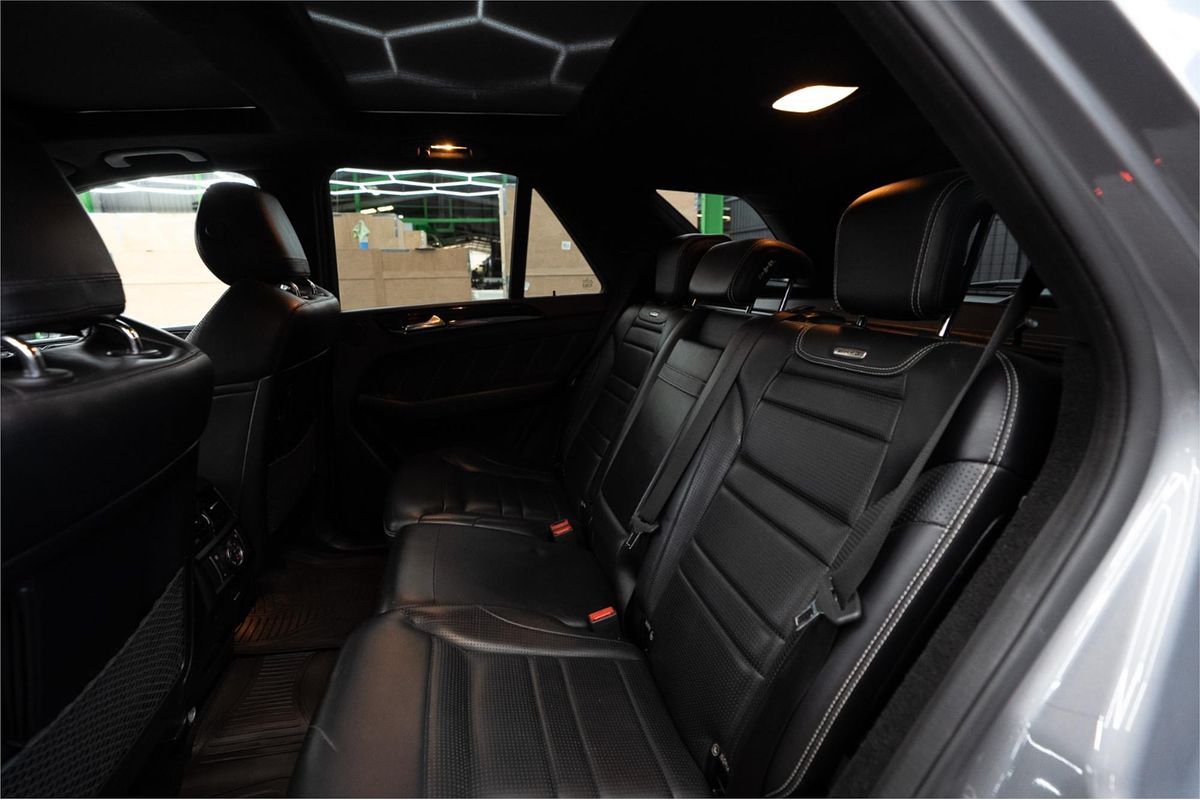 2012 Mercedes-Benz ML 63 AMG (4x4) 166