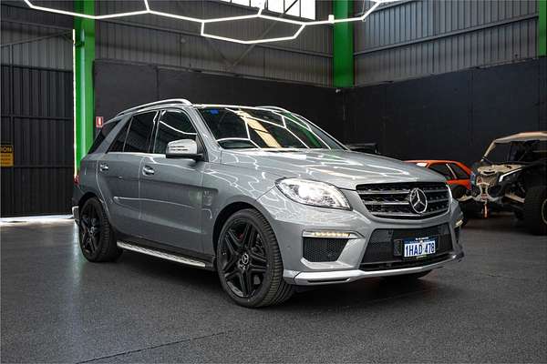 2012 Mercedes-Benz ML 63 AMG (4x4) 166