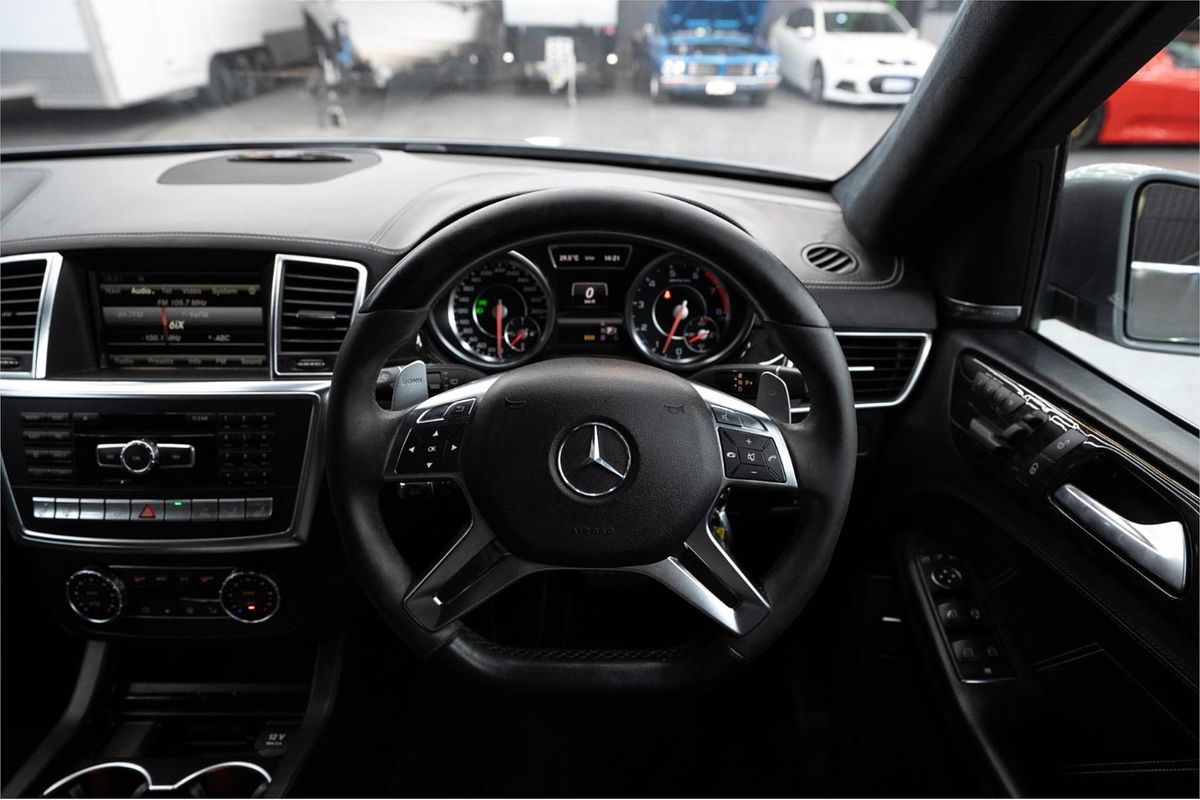 2012 Mercedes-Benz ML 63 AMG (4x4) 166
