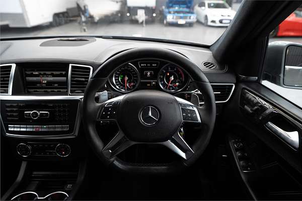 2012 Mercedes-Benz ML 63 AMG (4x4) 166