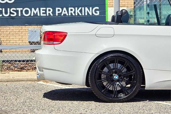 2009 BMW M3 E93