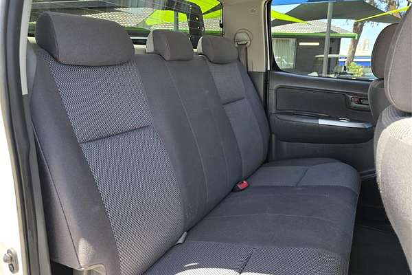 2013 Toyota Hilux SR5 KUN26R 4X4