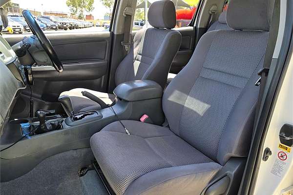 2013 Toyota Hilux SR5 KUN26R 4X4